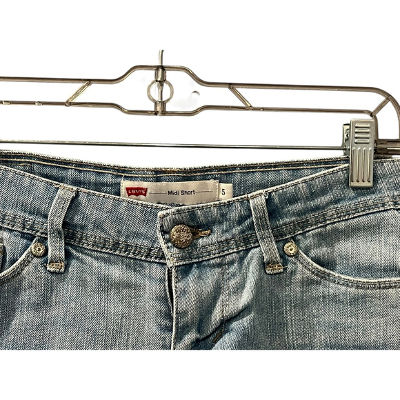 Levi Strauss Midi Shorts Light Wash Blue Denim Jean Shorts Size 5 Casual Summer - Picture 2 of 5